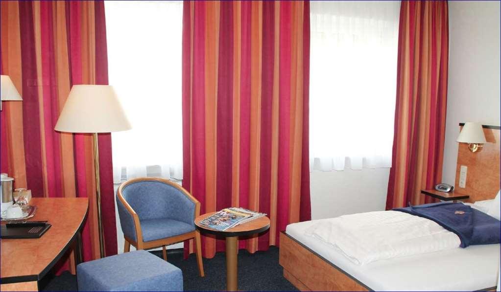 Trip Inn Hotel Zum Riesen 美茵河畔哈瑙 客房 照片